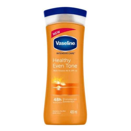 لوشن لتوحيد لون الجسم بفيتامين بي 3 ومعامل حماية ضد اشعة الشمس SPF10 للعناية المركزة من فازلين – 400 مل