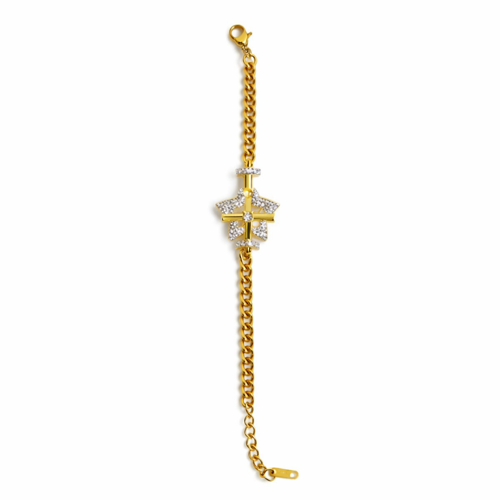 Stainless steel chain bracelet with a star design and rhinestones